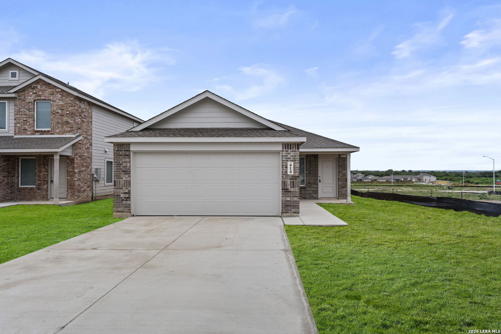 Photo 1 of 26 — 414 Sauvignon Pt, New Braunfels, TX 78130