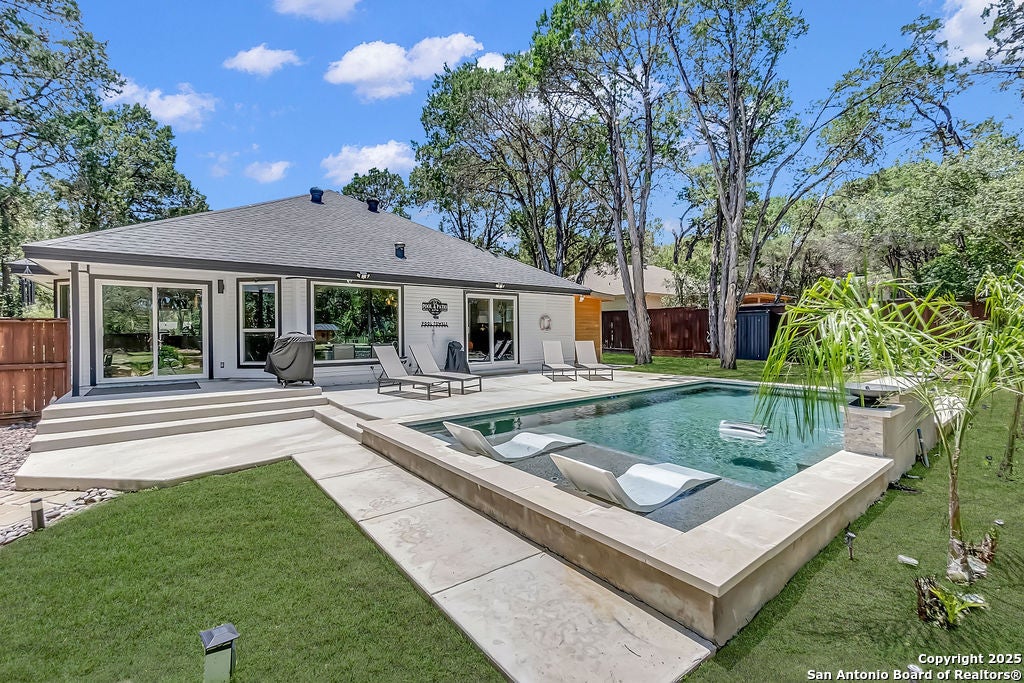 Photo of 1038 MADELINE ST, New Braunfels, TX 78132 (MLS # 2001321)