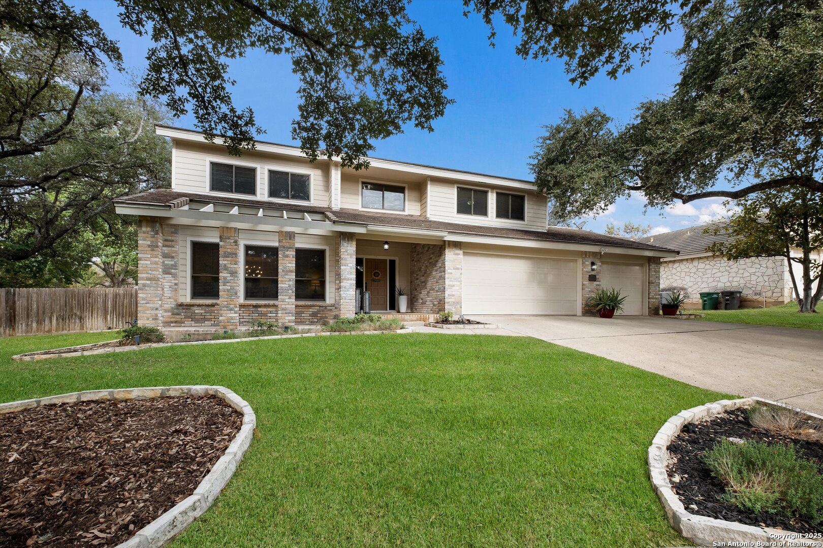 19903 encino ridge