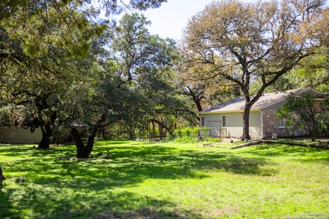 A home in Helotes