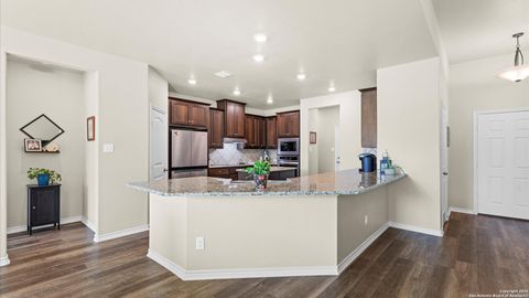A home in Floresville