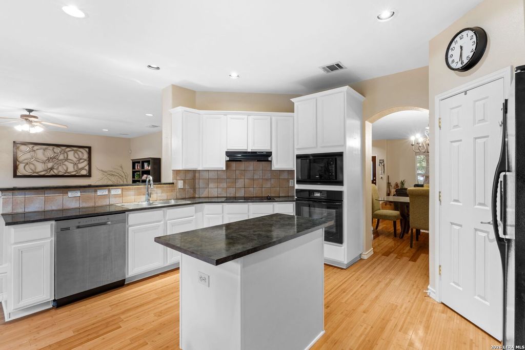 Photo of 23622 Calico Chase, San Antonio, TX 78260 (MLS # 1970881)