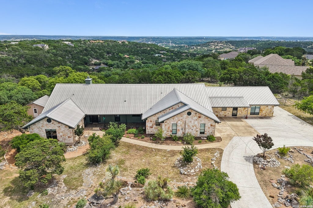 Photo of 1611 Saddlewood Blvd, Kerrville, TX 78028 (MLS # 1967725)