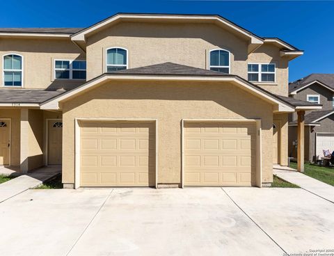 7314 Colina Way Converse TX 78109
