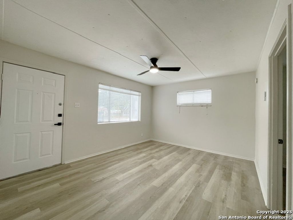 Photo of 347 Ware 18 #18, San Antonio, TX 78221 (MLS # 1925819)