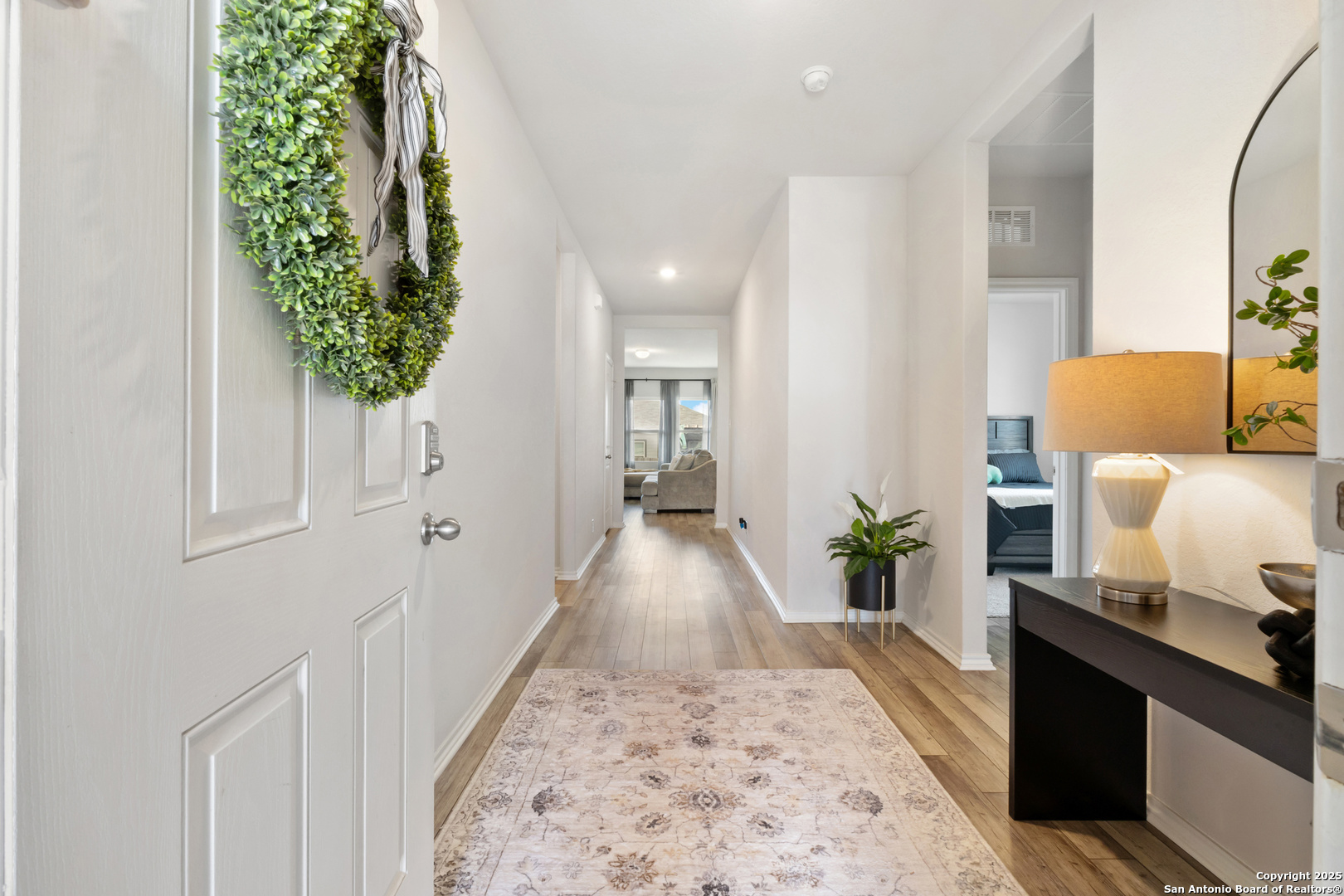 6847 Alaskan Way