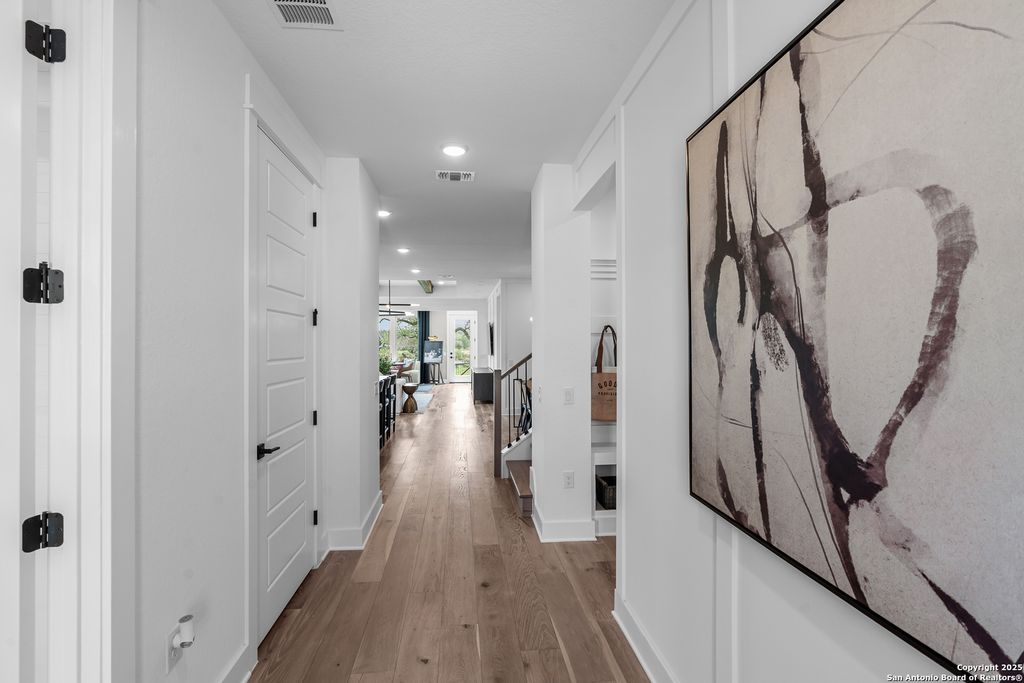 Photo of 617 Dayflower Lane, New Braunfels, TX 78132 (MLS # 1920593)