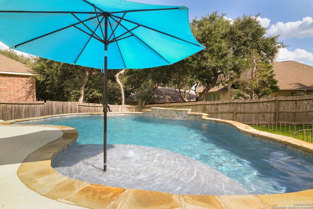 Photo of 8918 Cordes, Helotes, TX 78023 (MLS # 1895086)