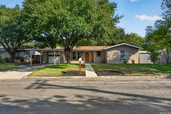 110 WESTCHESTER DR, SAN ANTONIO, TX 78217 - Image 4303da7df1d56ab2a8ceaa9ff69503fd/4004082459