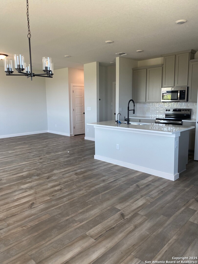 727 Langston Lane