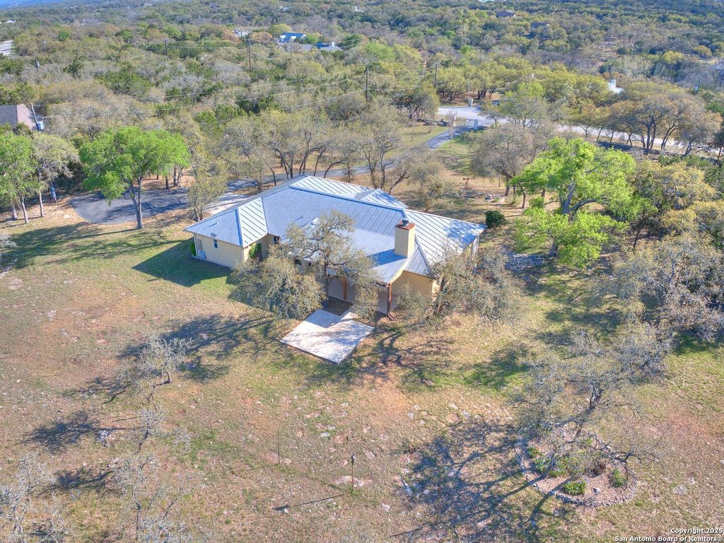 listing image 42