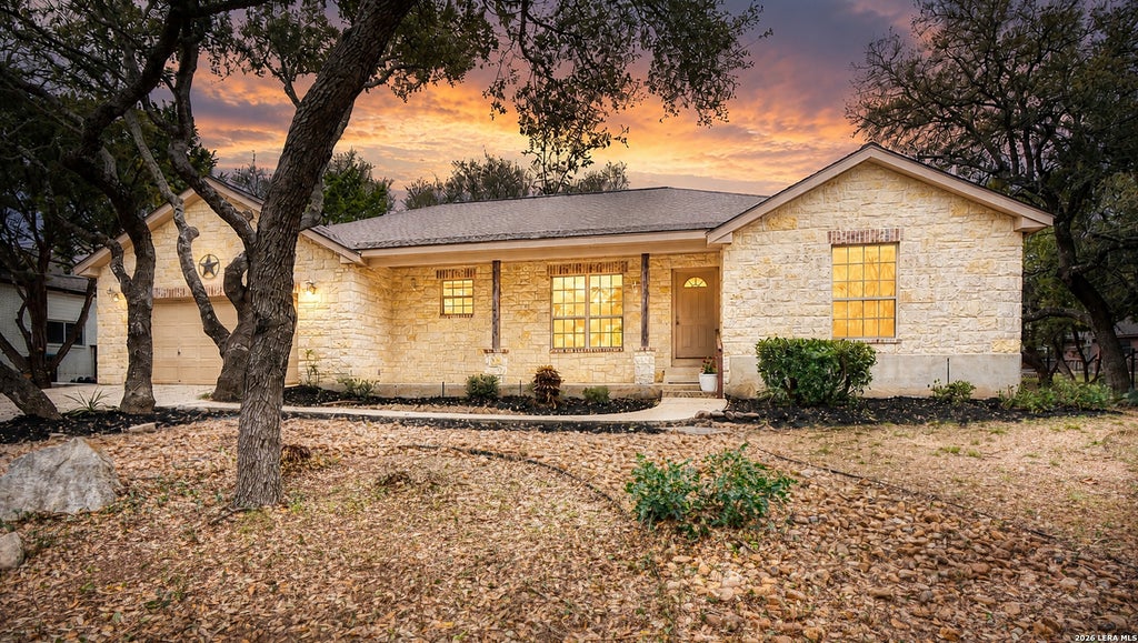 Photo of 26517 S Glenrose, San Antonio, TX 78260 (MLS # 1948767)