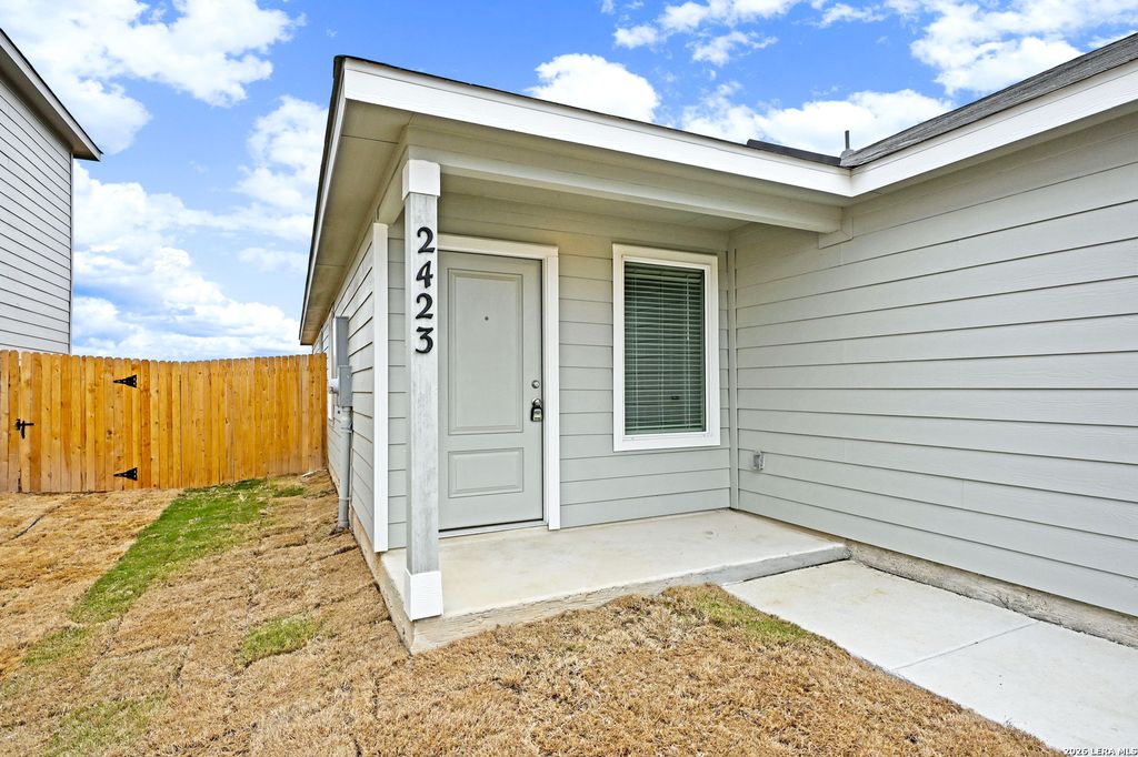 Photo of 2423 SHADY GRV, New Braunfels, TX 78130 (MLS # 1956883)
