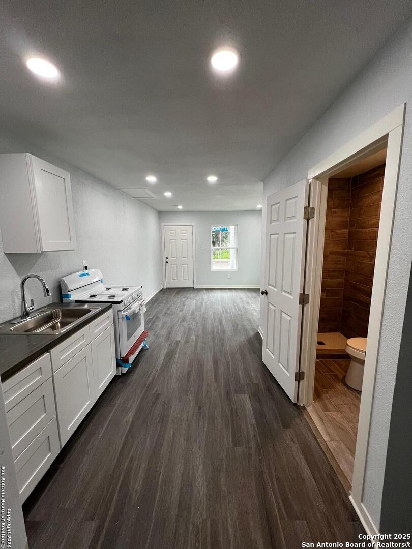 Photo 1 of 9 — 103 STANLEY CT 1, San Antonio, TX 78214