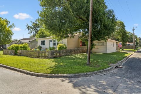 Photo of 600 Winburn Ave, Schertz, TX 78154 (MLS # 2002464)