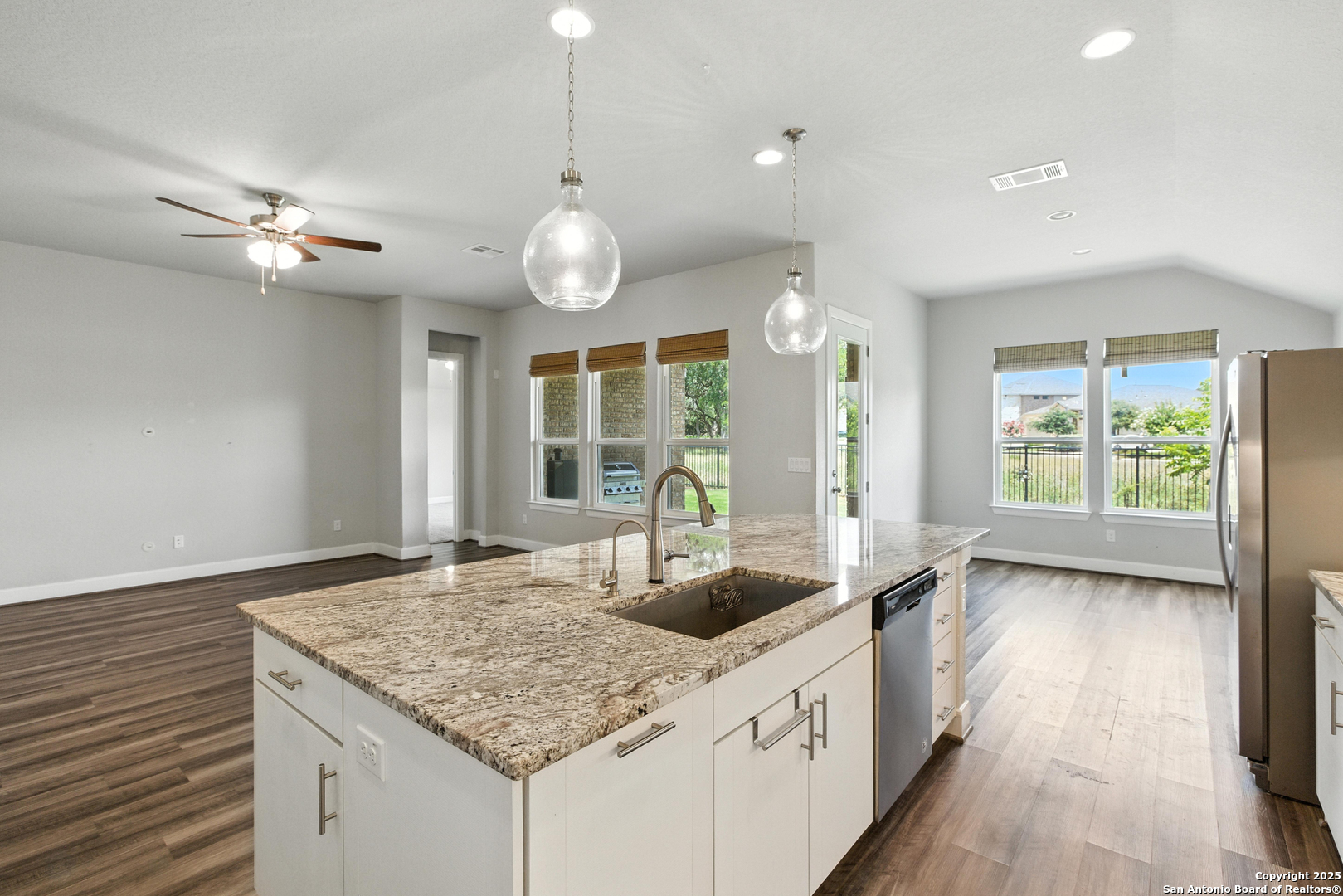 Boerne, Texas 78006, United States, 4 Bedrooms Bedrooms, ,3 BathroomsBathrooms,Residential,Active,161163