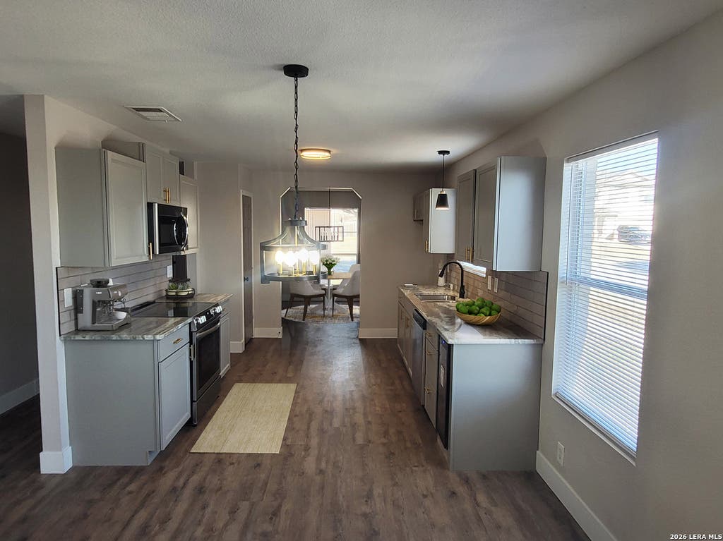 Photo of 144 Briar, Cibolo, TX 78108 (MLS # 1939547)