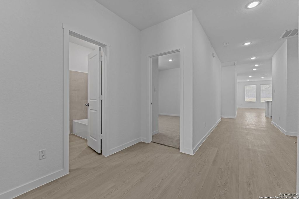 Photo of 1233 Twisted Creek, New Braunfels, TX 78130 (MLS # 1923056)