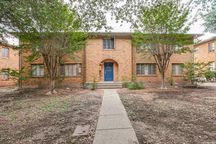 Photo 1 of 25 — 229 NATALEN AVE 1, San Antonio, TX 78209