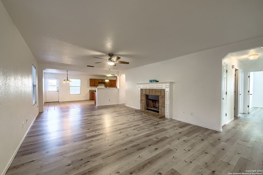 Photo of 332 Willow View, Cibolo, TX 78108 (MLS # 1916438)