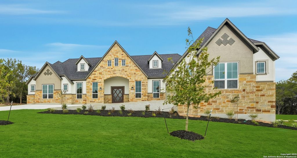 Photo of 27914 Arrowsmith, Boerne, TX 78006 (MLS # 1926678)