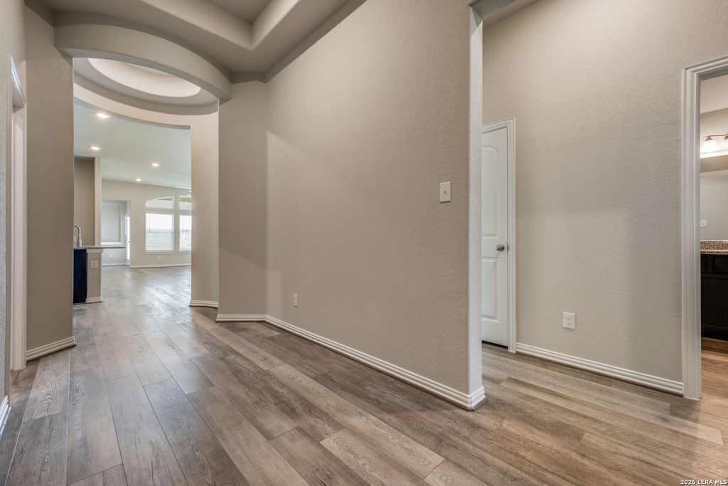 Photo of 204 ASPEN DR, Boerne, TX 78006 (MLS # 1960595)