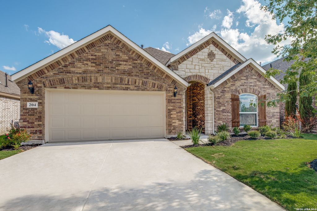 Photo of 204 ASPEN DR, Boerne, TX 78006 (MLS # 1960595)