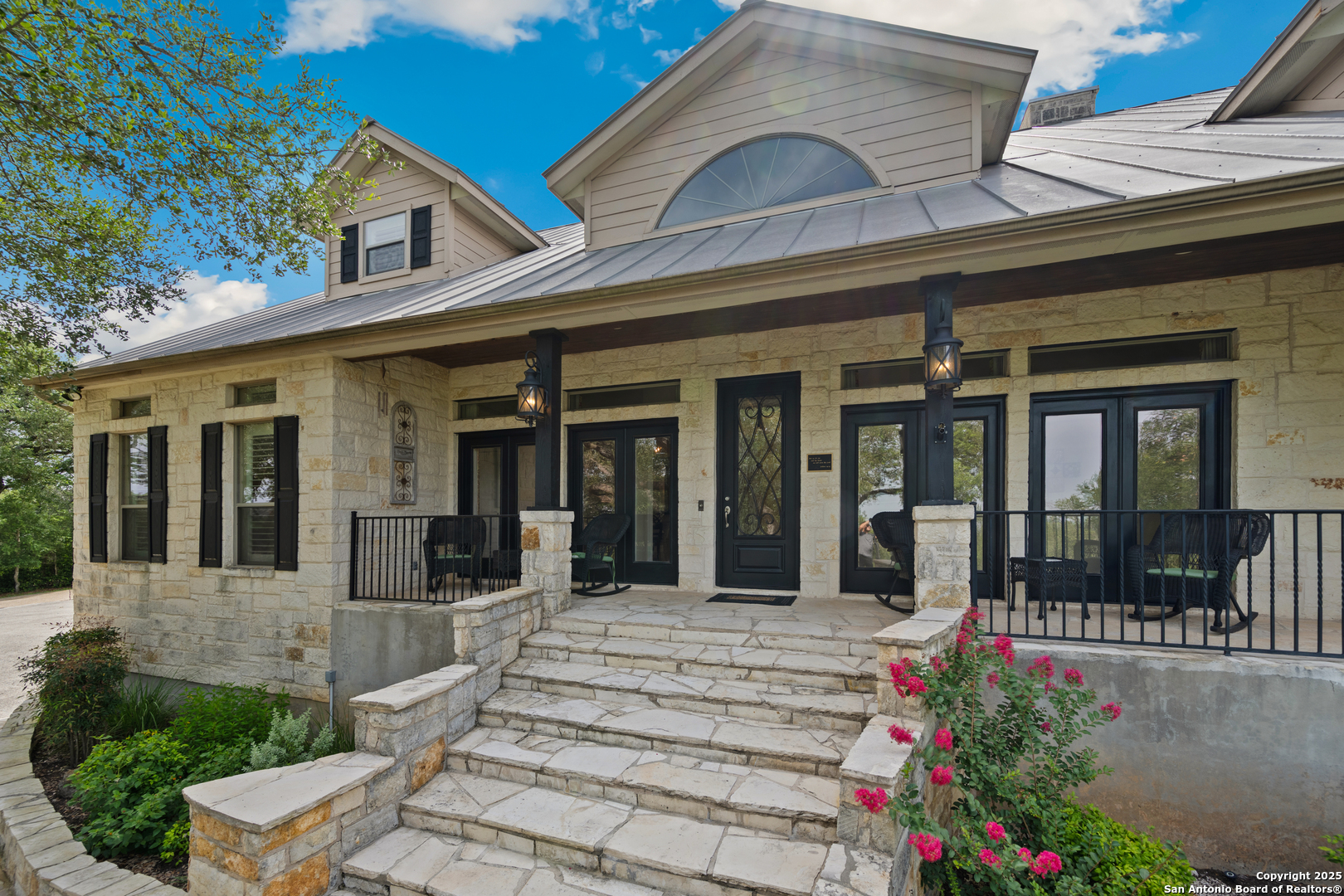 111 Oak Pointe