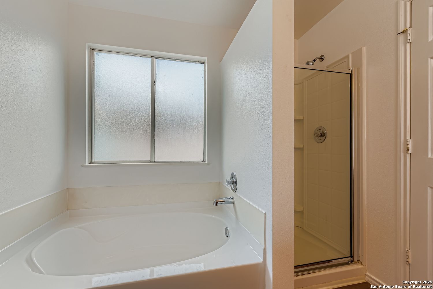 San Antonio, Texas 78253, United States, 3 Bedrooms Bedrooms, ,2 BathroomsBathrooms,Residential,Pending,219528