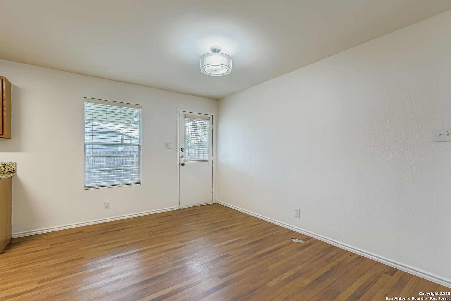 San Antonio, Texas 78253, United States, 3 Bedrooms Bedrooms, ,2 BathroomsBathrooms,Residential,Pending,219528