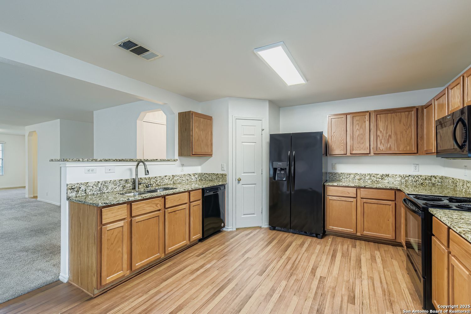 San Antonio, Texas 78253, United States, 3 Bedrooms Bedrooms, ,2 BathroomsBathrooms,Residential,Pending,219528