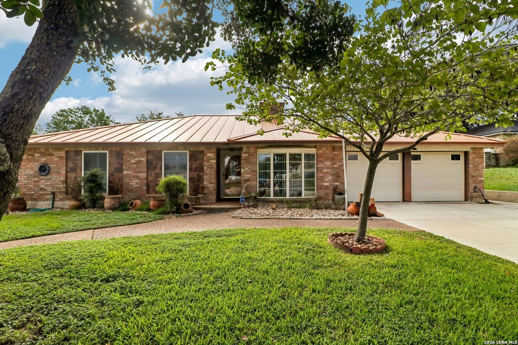 Photo of 102 Meadowland, Universal City, TX 78148 (MLS # 2023781)