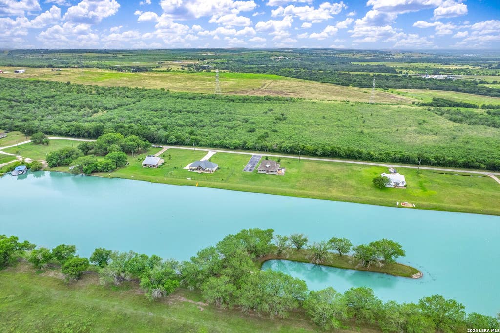 Photo of 227 Ski Plex Dr, Seguin, TX 78155 (MLS # 2001625)