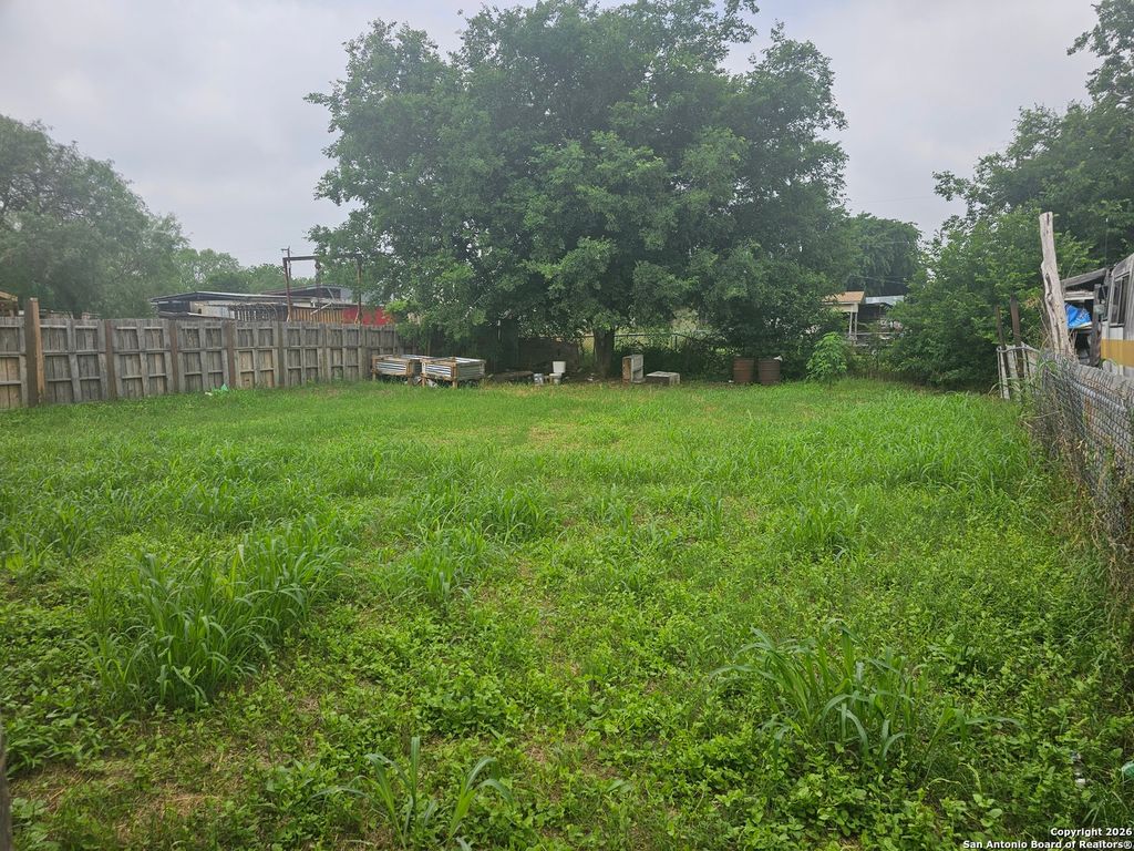 Photo of 907 Hough, Adkins, TX 78101 (MLS # 1933159)