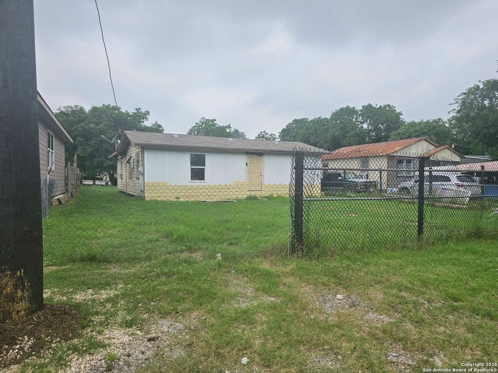 Photo of 907 Hough, Adkins, TX 78101 (MLS # 1933159)