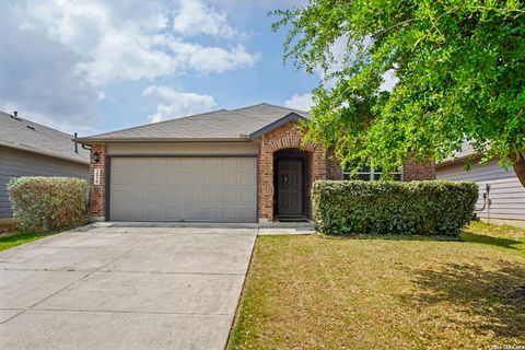 Photo of 2630 McCrae, New Braunfels, TX 78130 (MLS # 1957307)