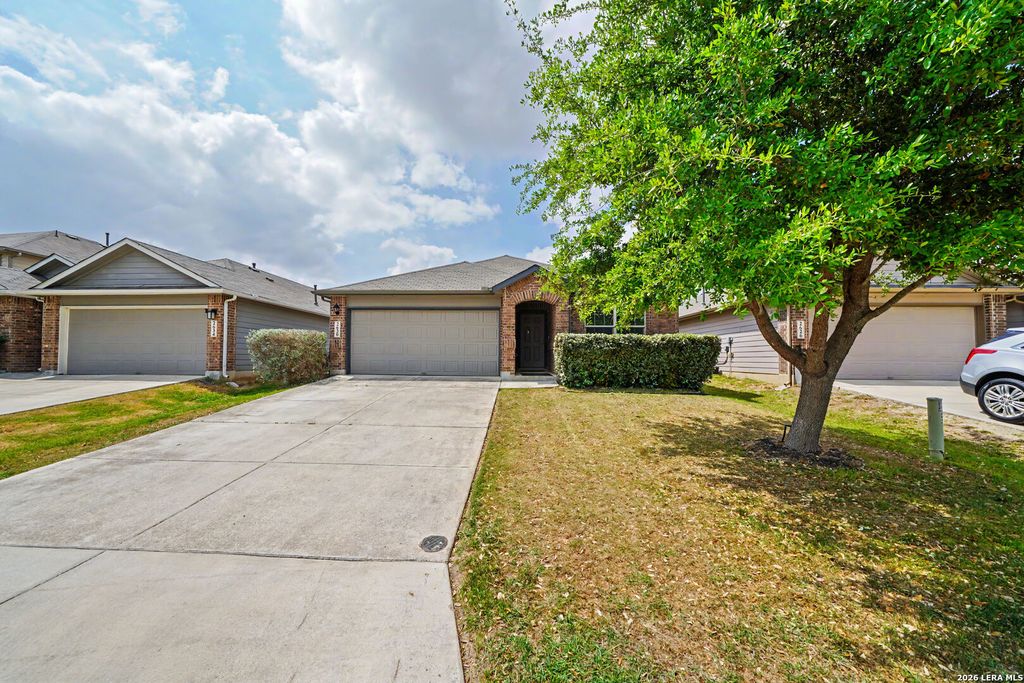 Photo of 2630 McCrae, New Braunfels, TX 78130 (MLS # 1957307)