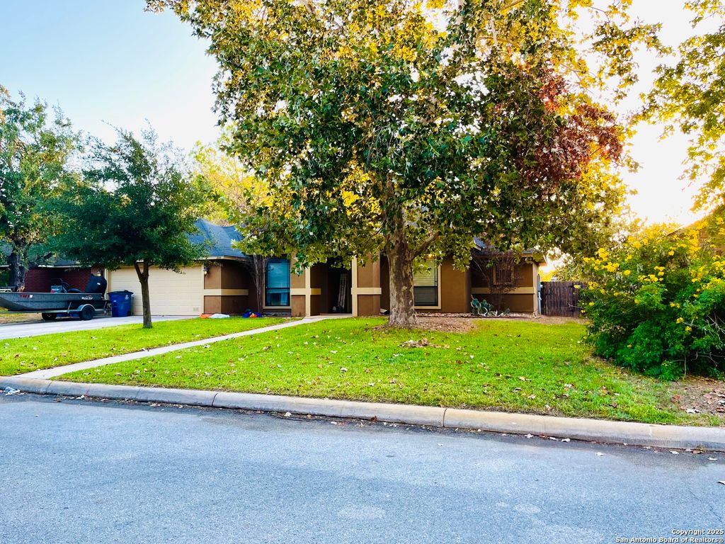 Photo of 228 Bunker Hill, Pleasanton, TX 78064 (MLS # 1915246)