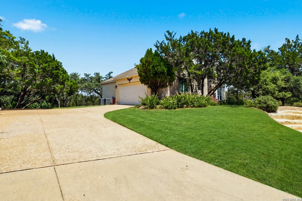 Photo of 9915 ALMS PARK DR, San Antonio, TX 78250 (MLS # 2011408)
