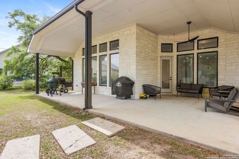 A home in SPICEWOOD