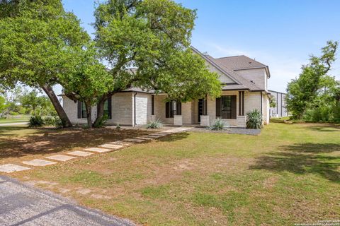 A home in SPICEWOOD