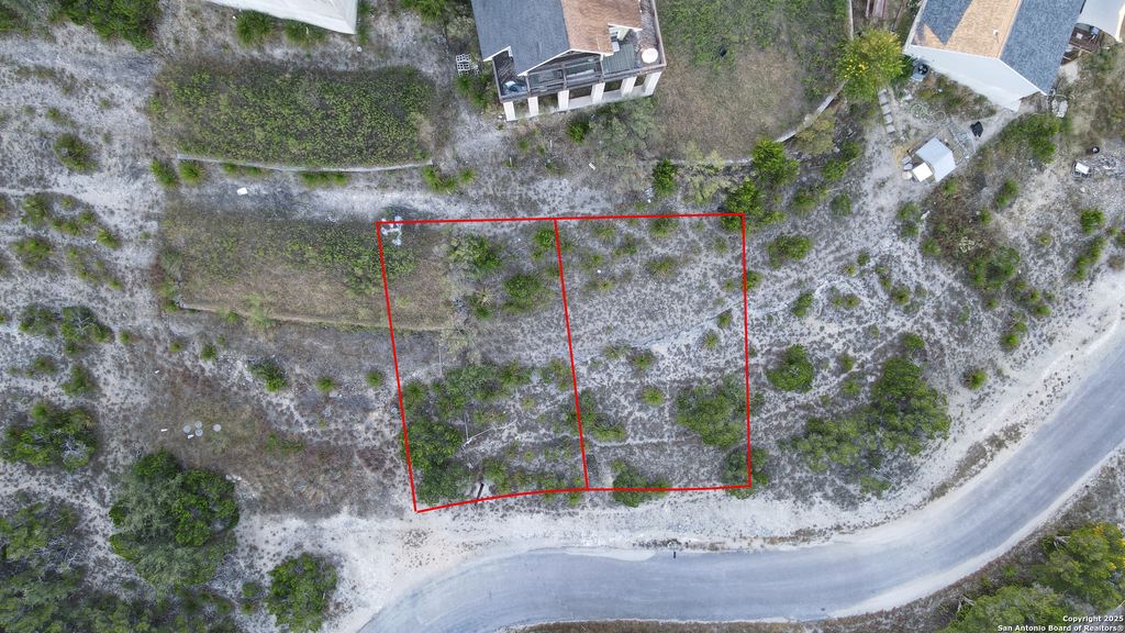 Photo of 327 Valley Rdg, Canyon Lake, TX 78133 (MLS # 1922142)