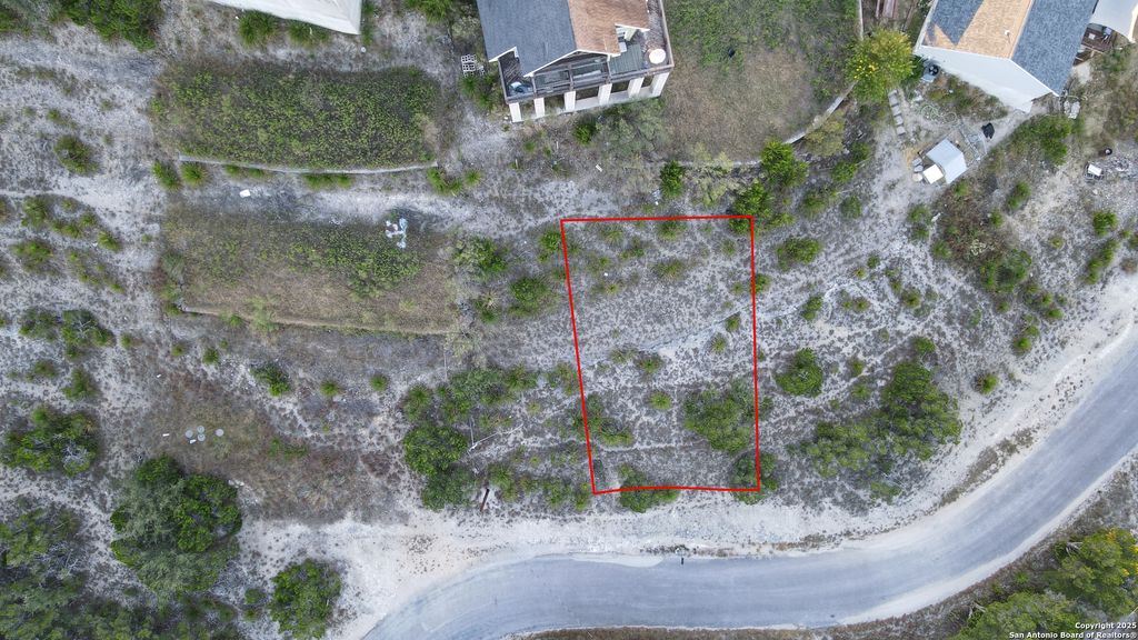 Photo of 327 Valley Rdg, Canyon Lake, TX 78133 (MLS # 1922142)