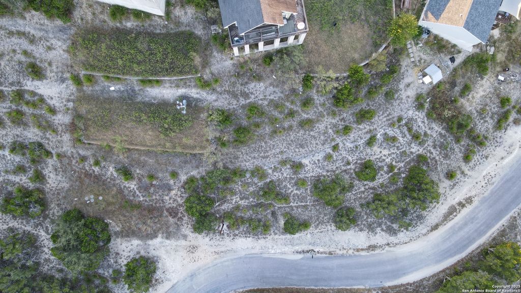 Photo of 327 Valley Rdg, Canyon Lake, TX 78133 (MLS # 1922142)