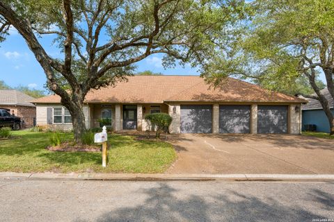 104 Peachtree Dr, Rockport, TX 78382 - #: 1936924