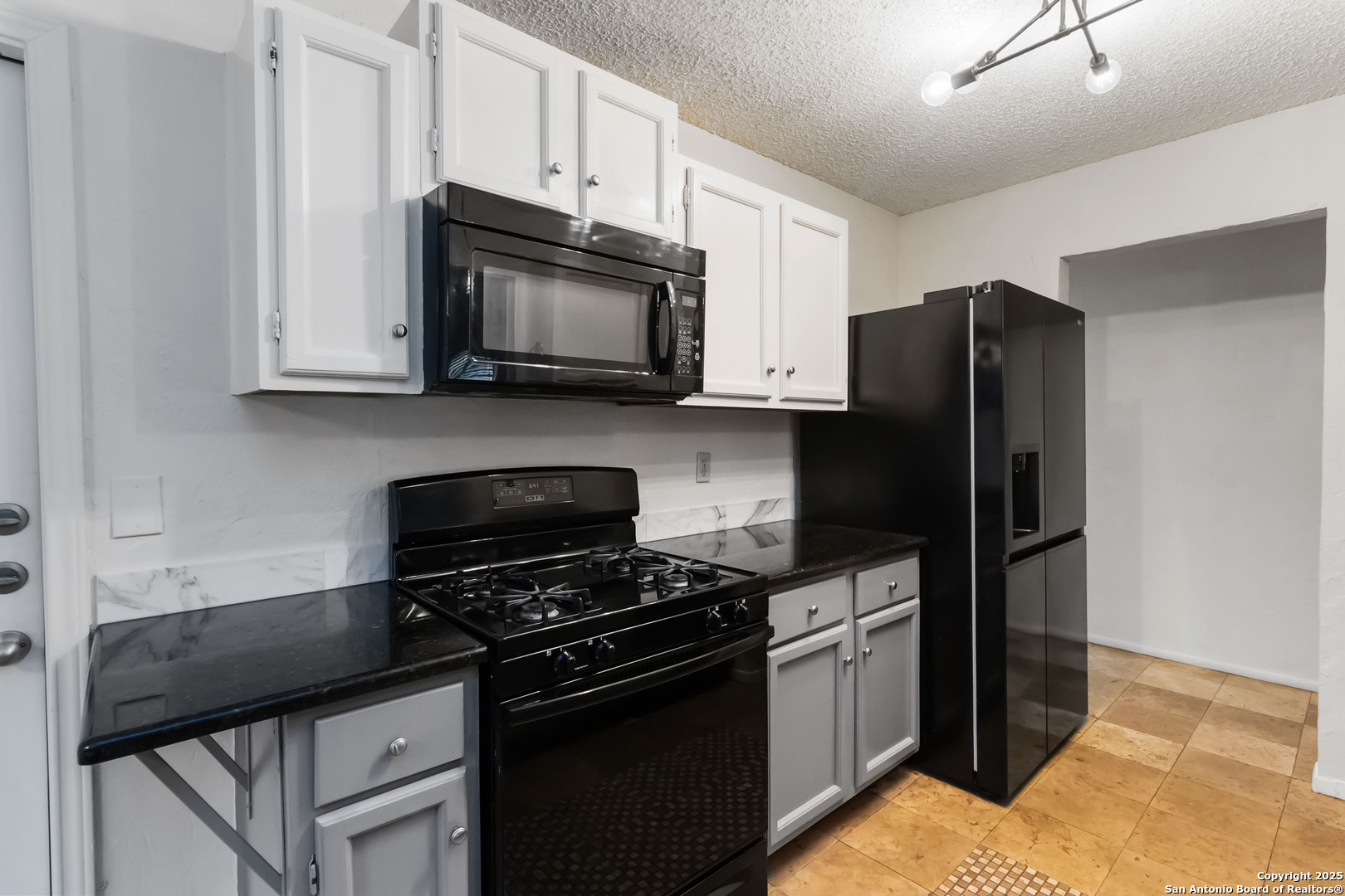 Live Oak, Texas 78233, United States, 3 Bedrooms Bedrooms, ,2 BathroomsBathrooms,Residential,Active,153485