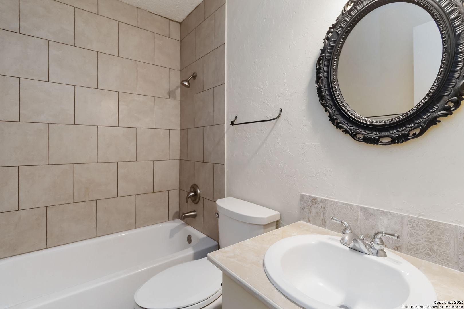 Live Oak, Texas 78233, United States, 3 Bedrooms Bedrooms, ,2 BathroomsBathrooms,Residential,Active,153485