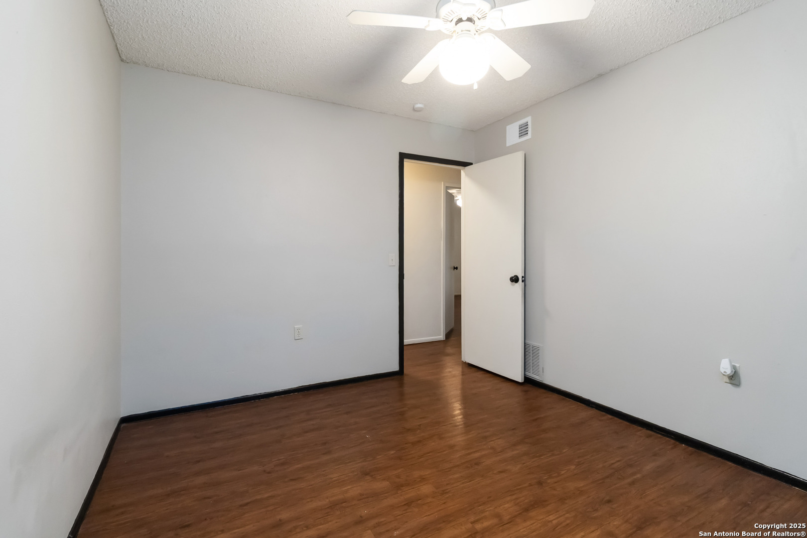 Live Oak, Texas 78233, United States, 3 Bedrooms Bedrooms, ,2 BathroomsBathrooms,Residential,Active,153485