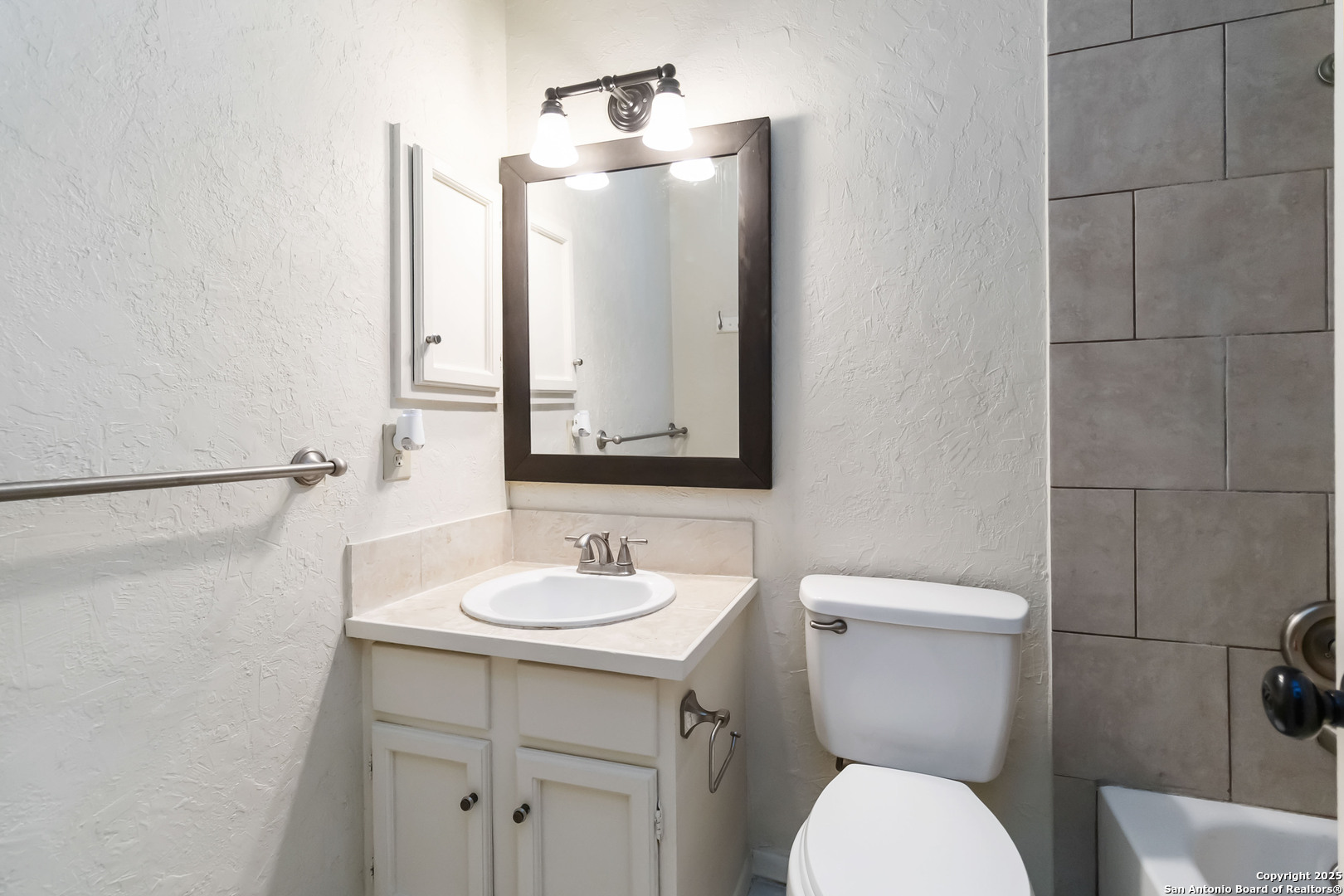 Live Oak, Texas 78233, United States, 3 Bedrooms Bedrooms, ,2 BathroomsBathrooms,Residential,Active,153485