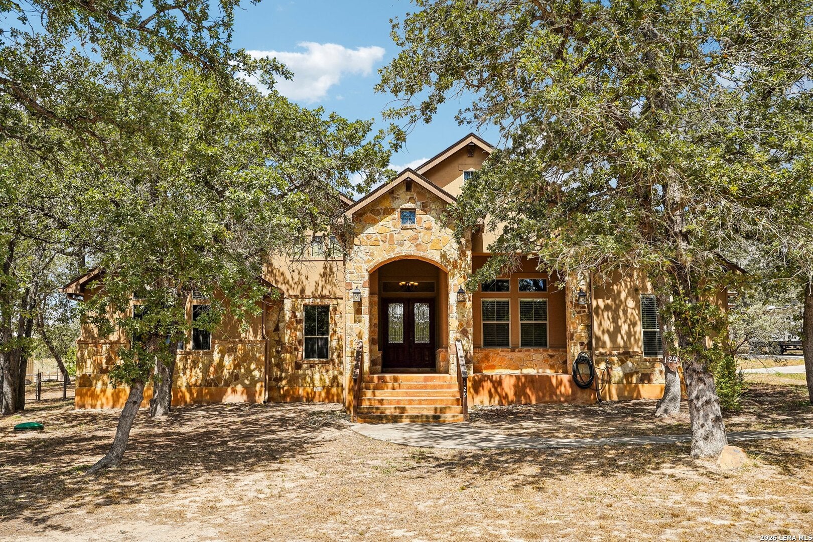 129 HIDDEN FOREST DR